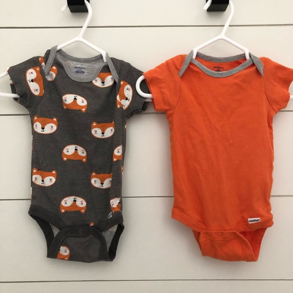 3-6 months Onesies - Picture 1 of 2